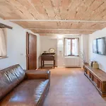 Cozy Nest Near Perugia *